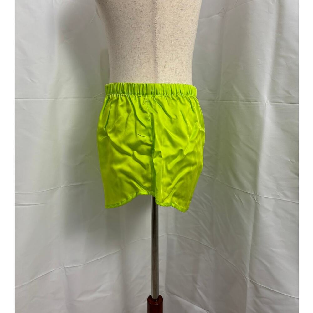 NWT Ettitude Sateen Shortie - Lime Green - Picture 3 of 6